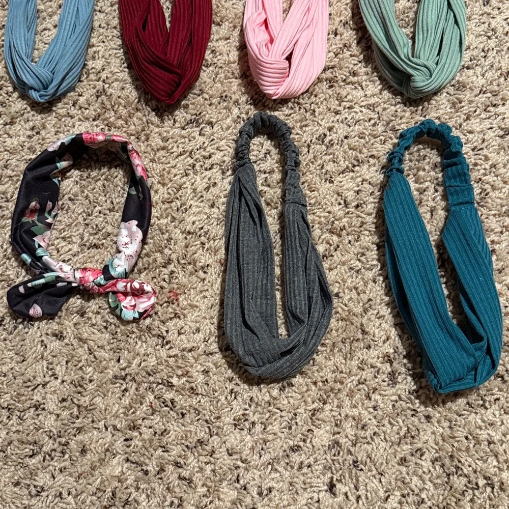 Bundle of 17 girls headbands 6 metallics 10 neutrals and 1 with tie on top